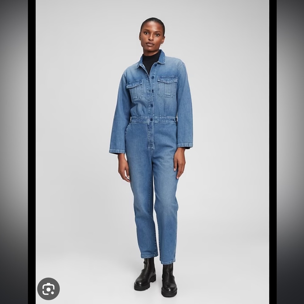 Gap denim jumpsuit size 8